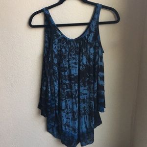 NEW WITH TAGS Tie Dye Keyhole Tie Top